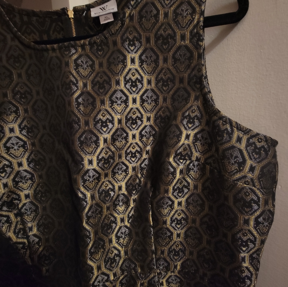 Top /Blouse - Picture 3 of 4